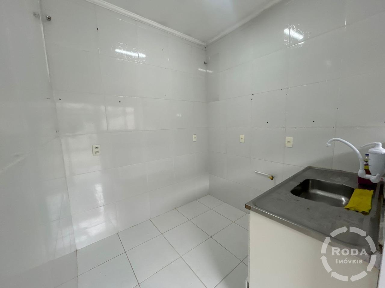 Sobrado Geminado à venda no Embaré: 