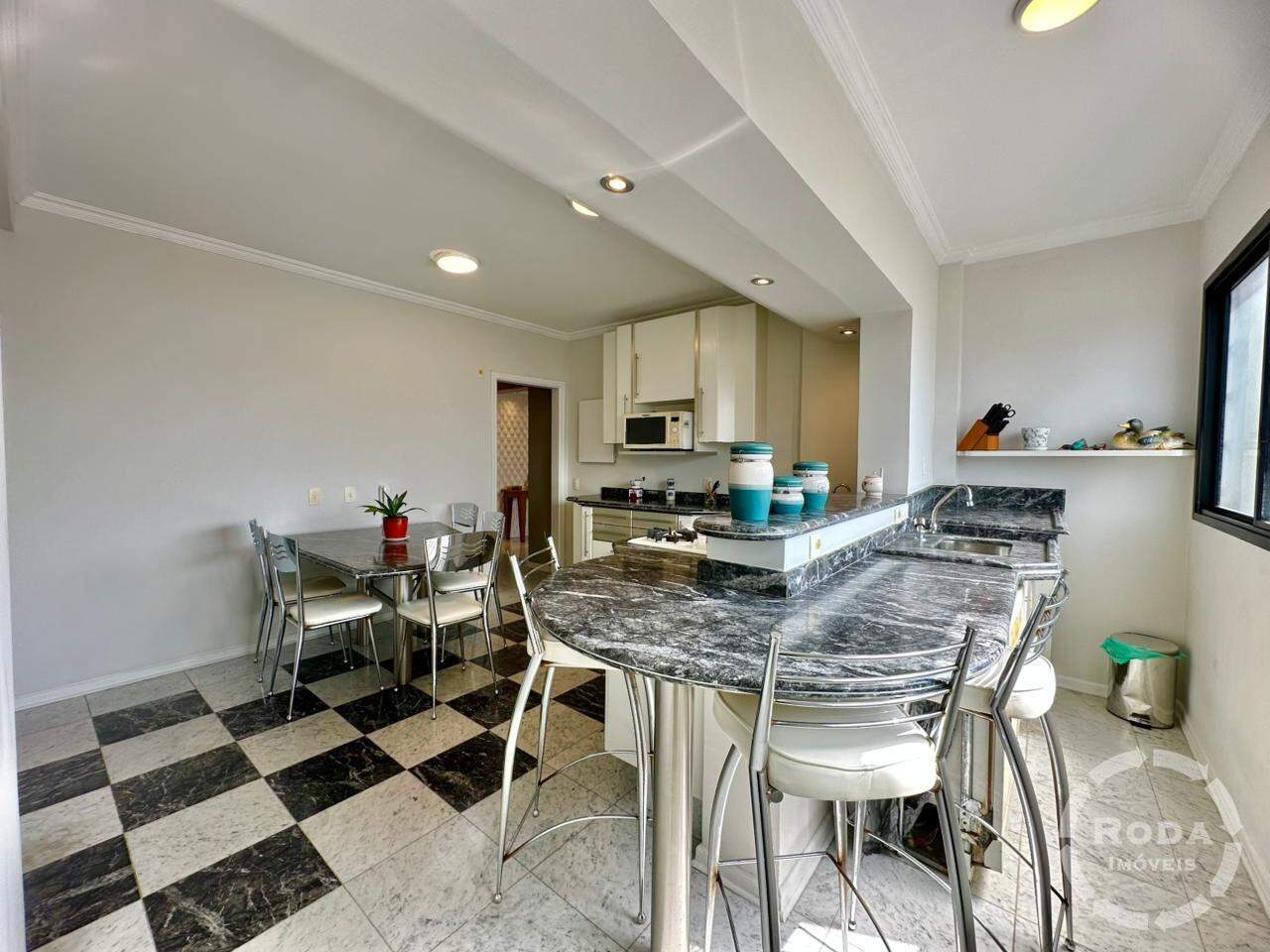 Cobertura Duplex à venda no Ponta da Praia: 