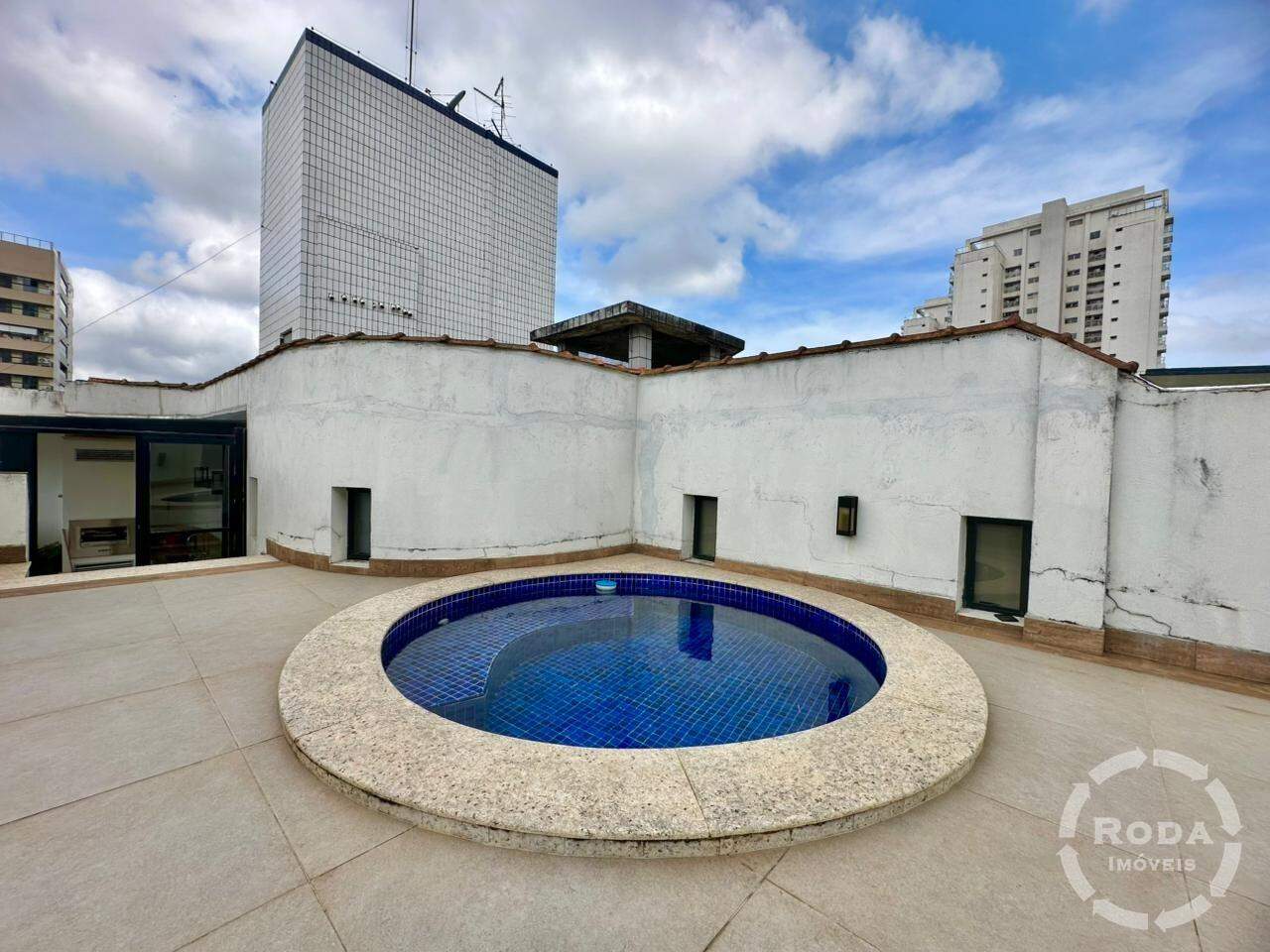 Cobertura Duplex à venda no Ponta da Praia: 