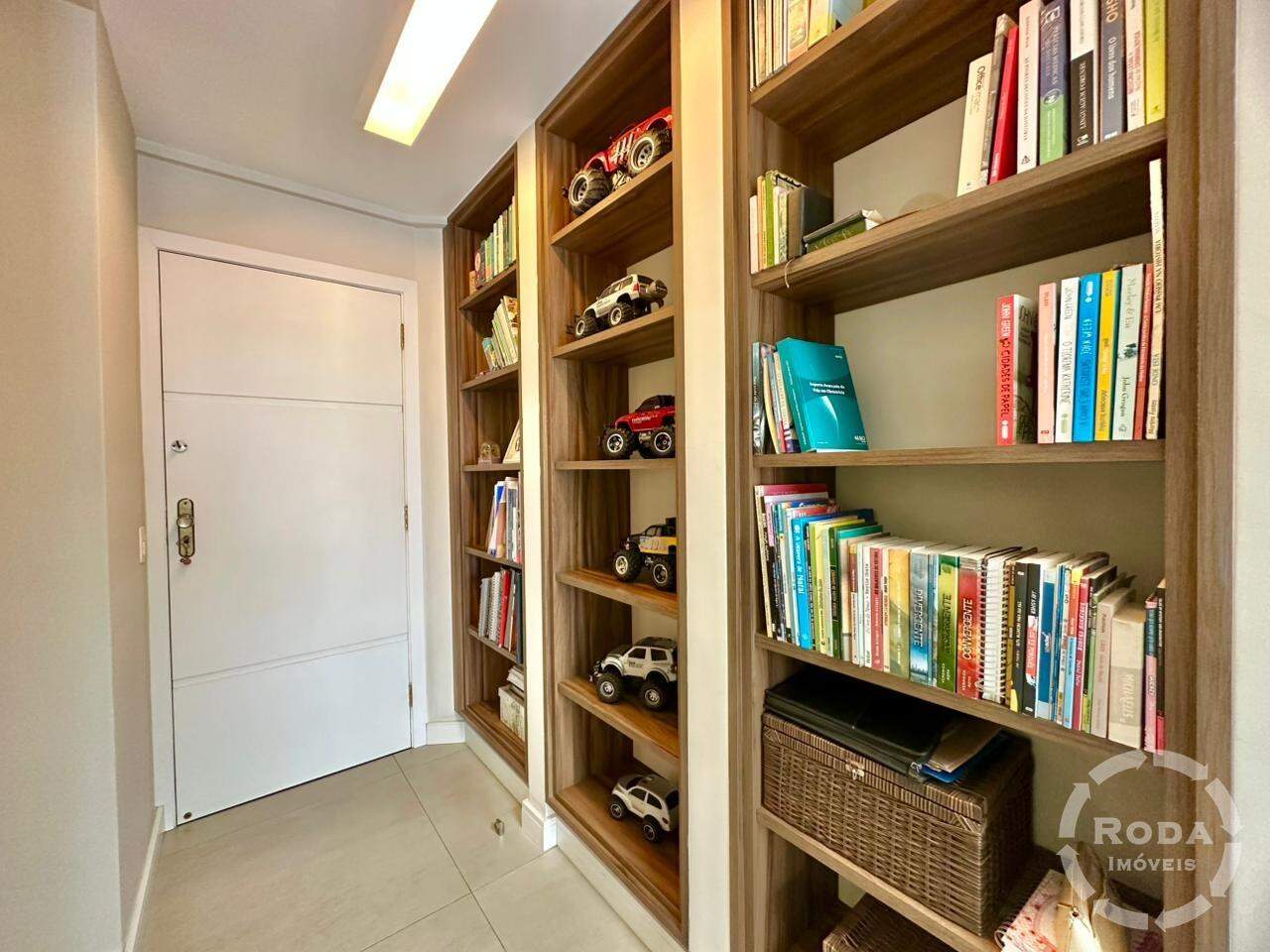 Cobertura Duplex à venda no Ponta da Praia: 