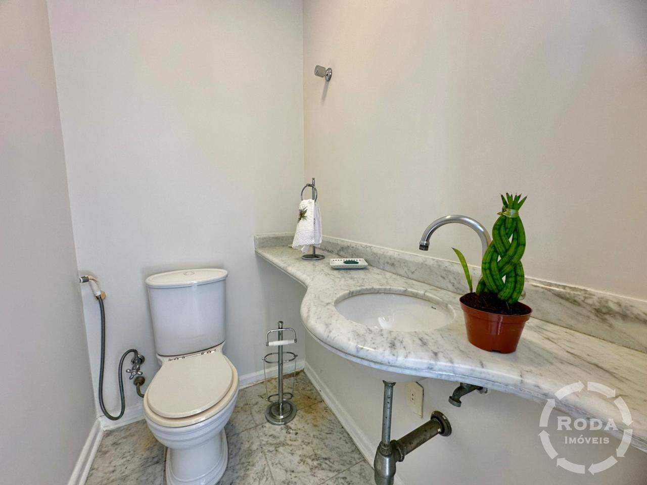 Cobertura Duplex à venda no Ponta da Praia: 