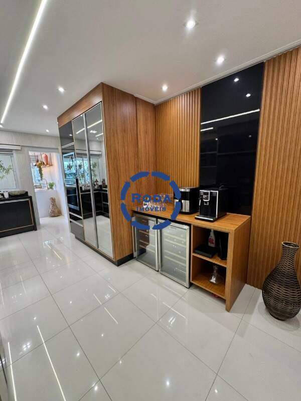 Apartamento à venda no Ponta da Praia: 