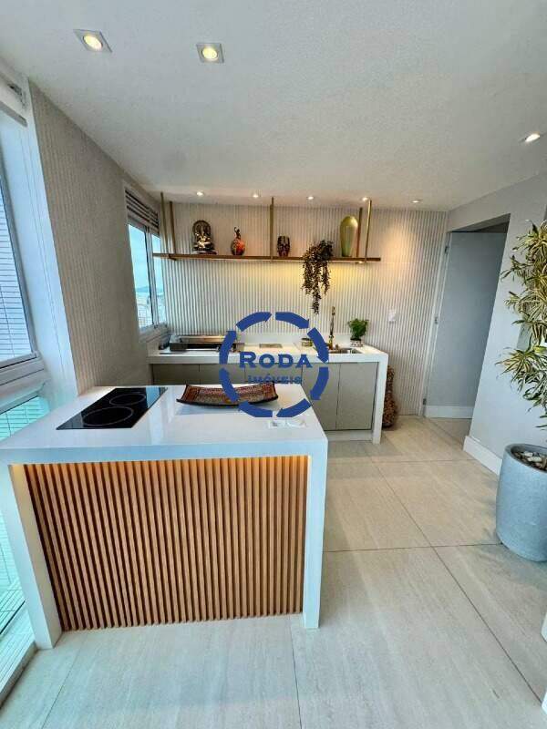 Apartamento à venda no Ponta da Praia: 