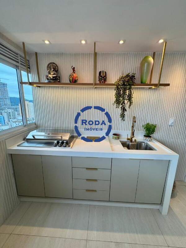 Apartamento à venda no Ponta da Praia: 