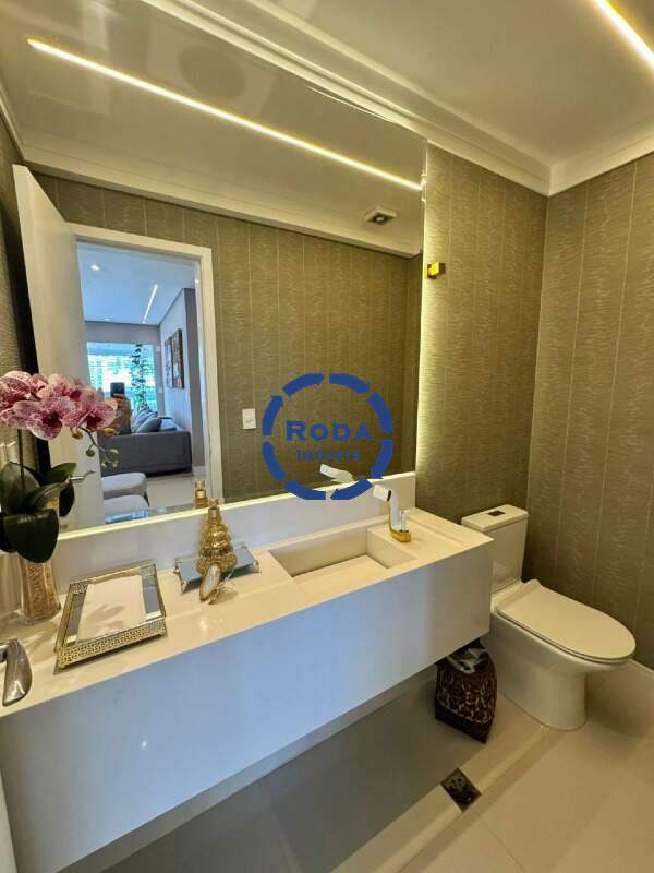 Apartamento à venda no Ponta da Praia: 