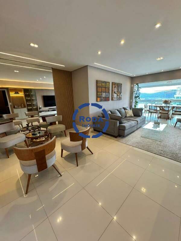 Apartamento à venda no Ponta da Praia: 