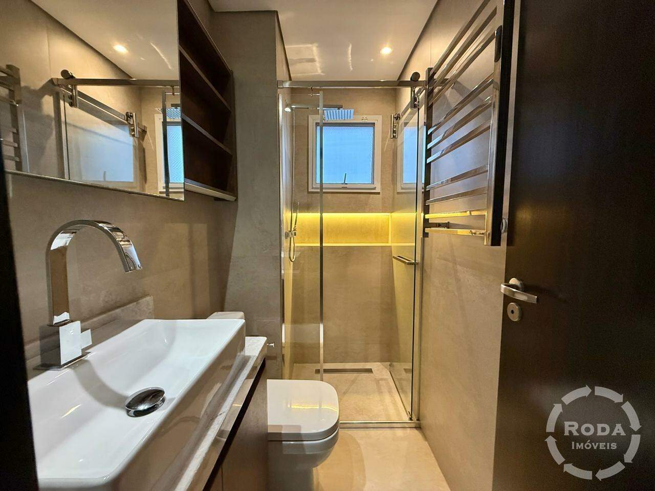 Apartamento à venda no Marapé: 