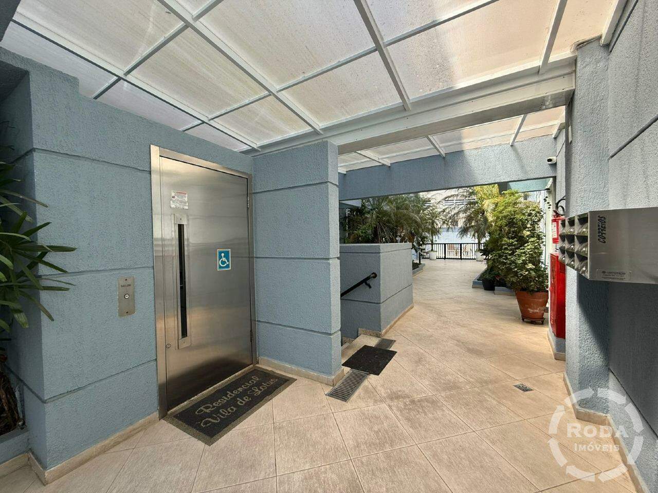 Casa de Condomínio à venda no Ponta da Praia: 