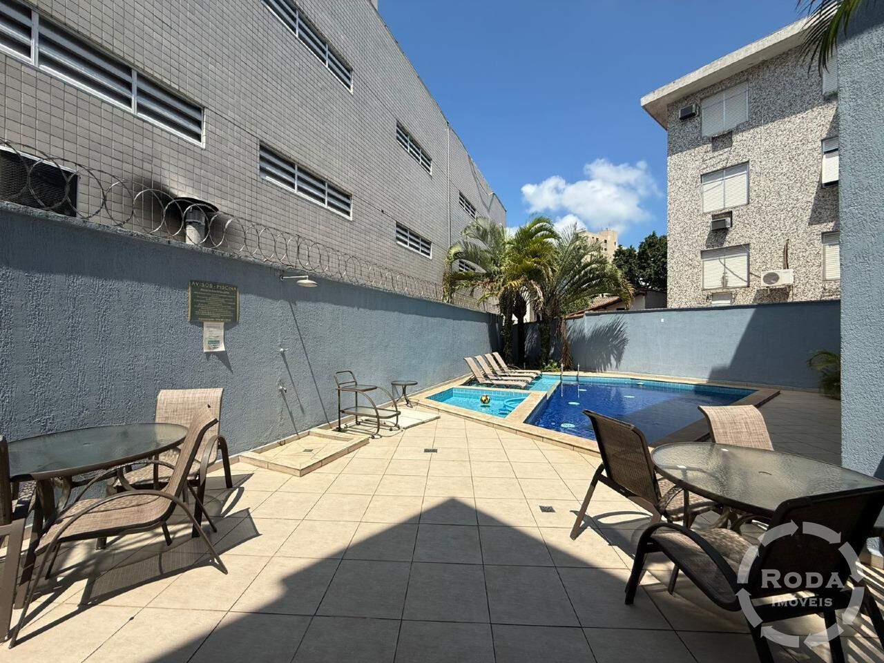 Casa de Condomínio à venda no Ponta da Praia: 