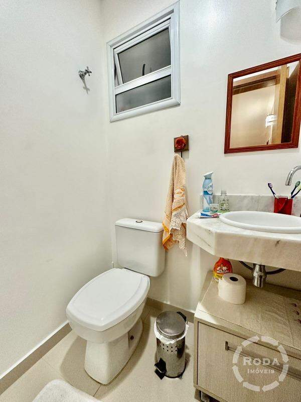 Casa de Condomínio à venda no Ponta da Praia: 