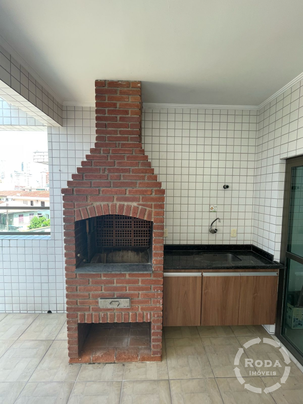 Casa Sobreposta Alta à venda no Embaré: 