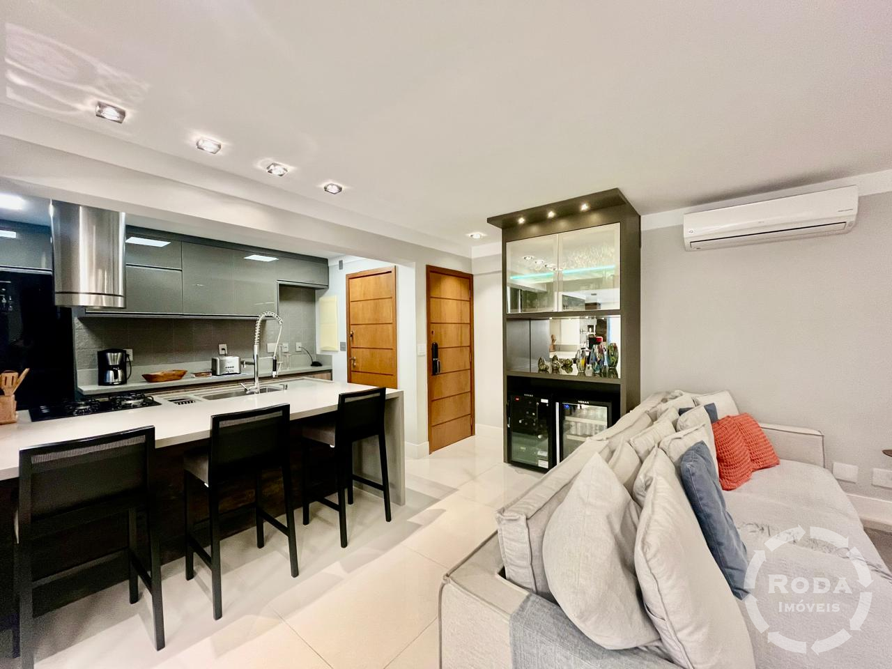 Apartamento à venda no Ponta da Praia: 