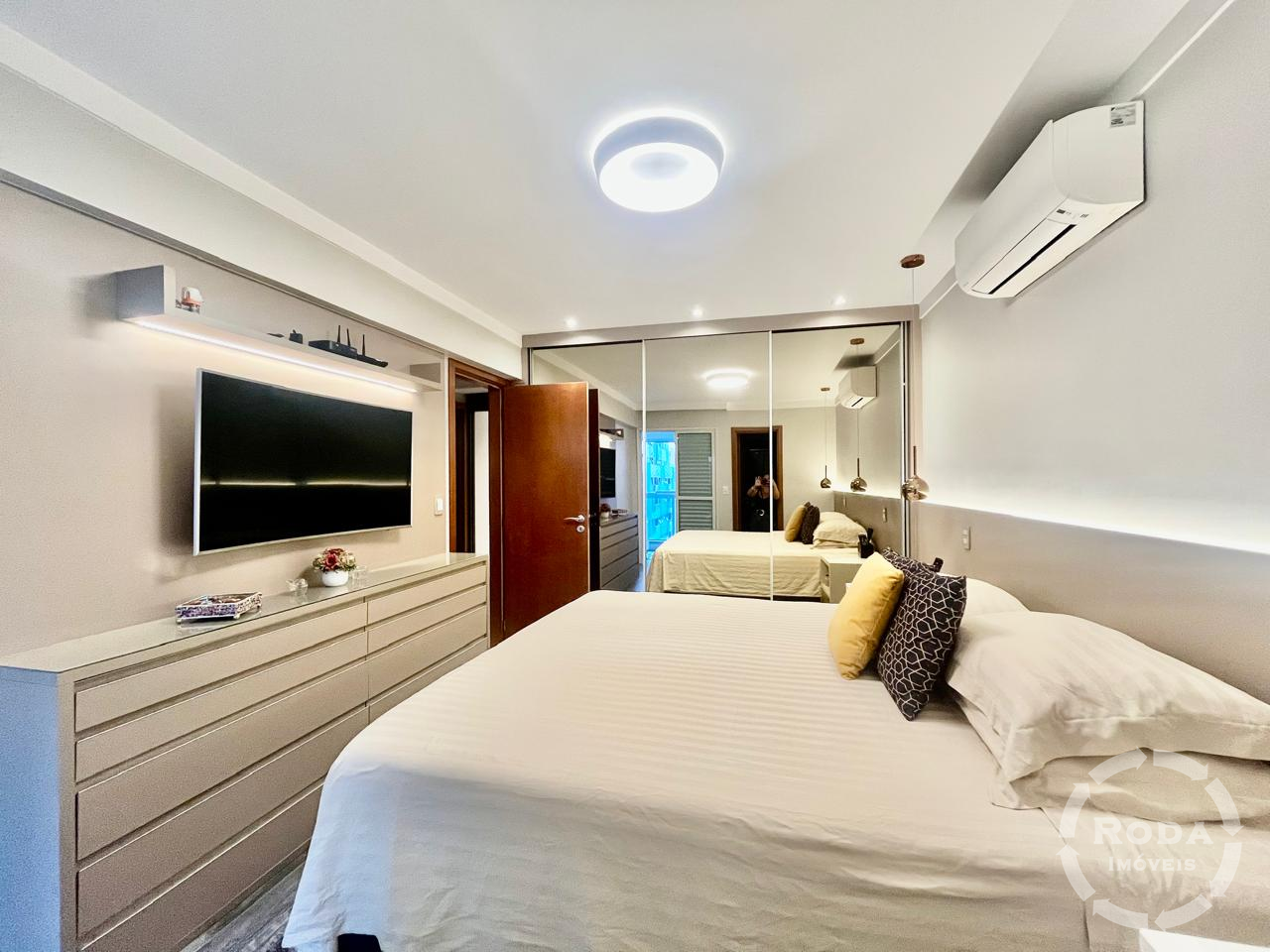 Apartamento à venda no Ponta da Praia: 