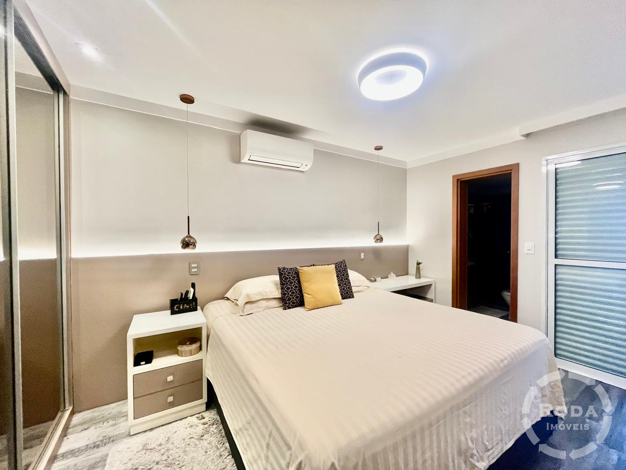 Apartamento à venda no Ponta da Praia: 