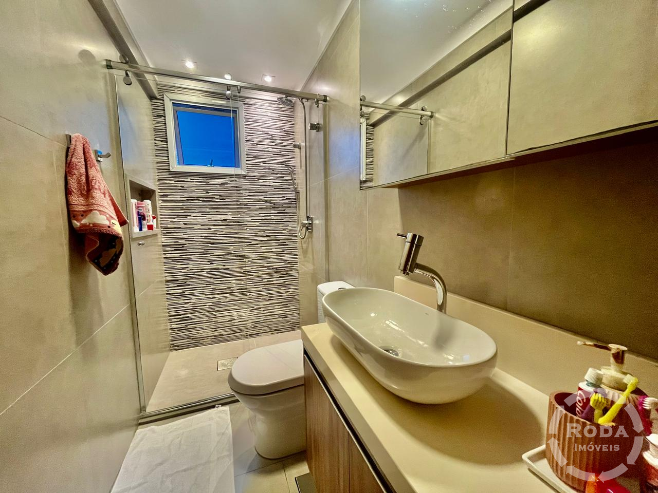 Apartamento à venda no Ponta da Praia: 