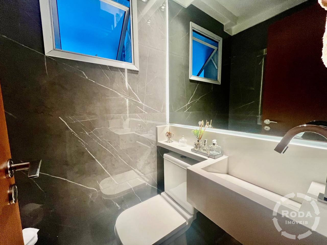 Apartamento à venda no Ponta da Praia: 