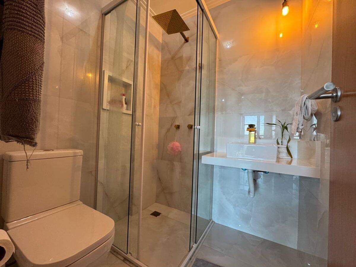 Apartamento à venda no Ponta da Praia: 