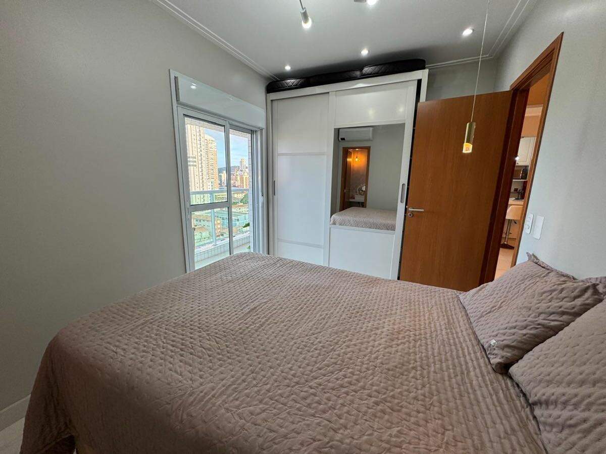 Apartamento à venda no Ponta da Praia: 