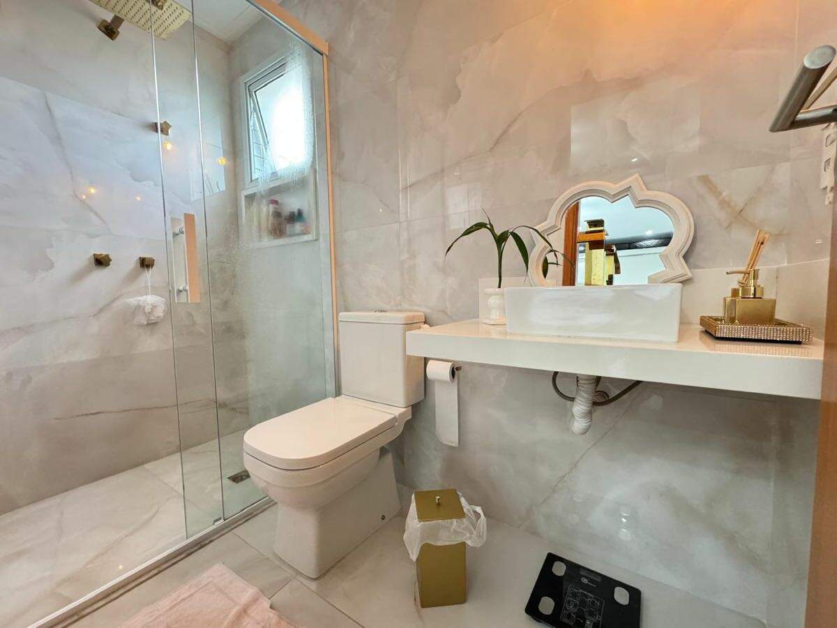 Apartamento à venda no Ponta da Praia: 