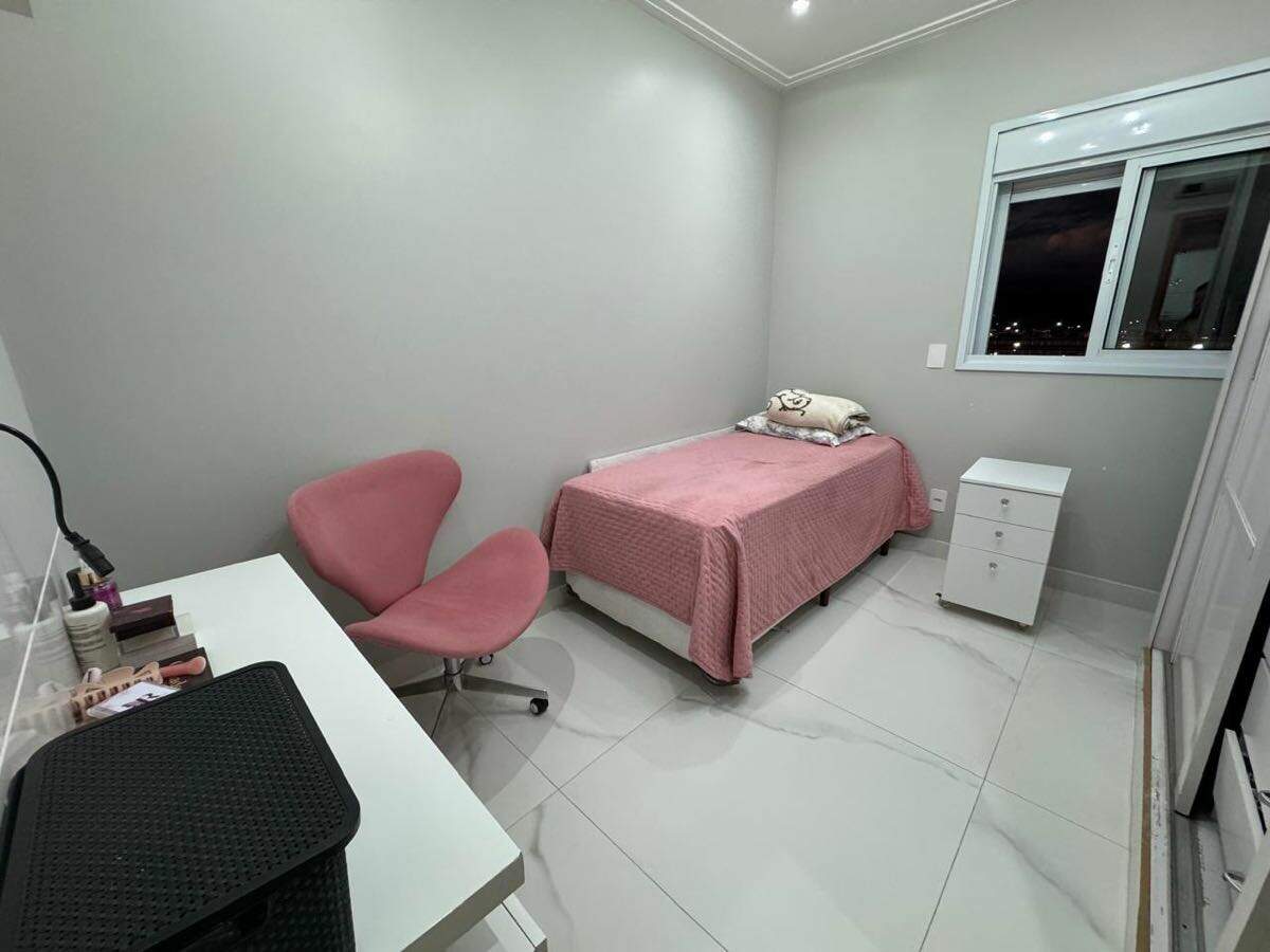 Apartamento à venda no Ponta da Praia: 