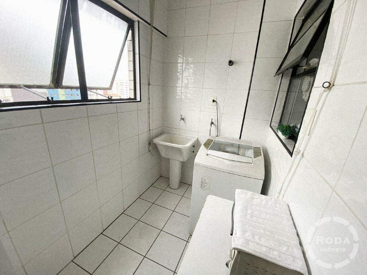 Apartamento à venda no Campo Grande: ÁREA DE SERVIÇO