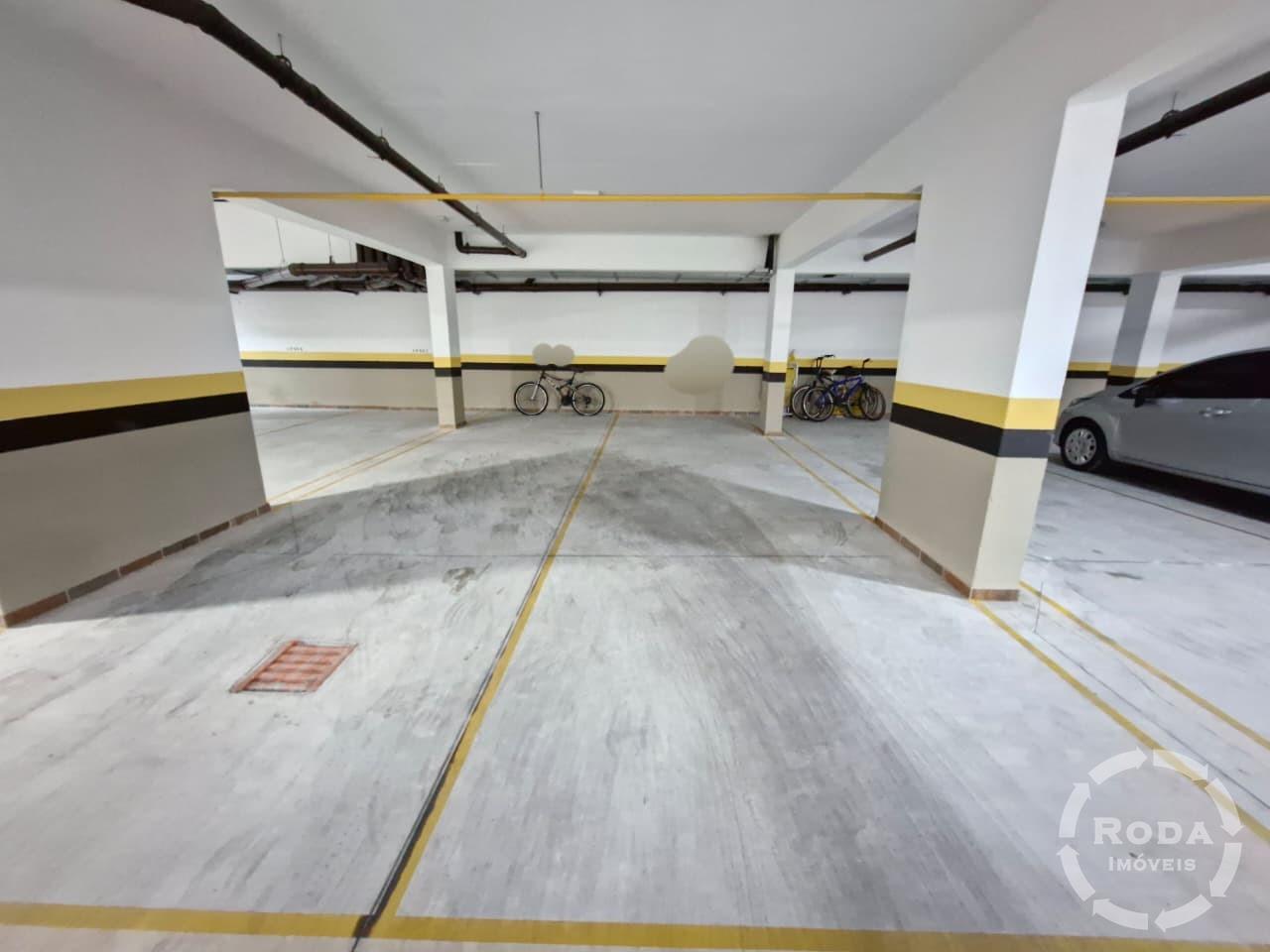 Apartamento à venda no Pompéia: garagem