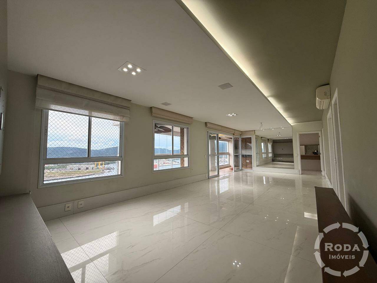 Apartamento à venda no Ponta da Praia: 