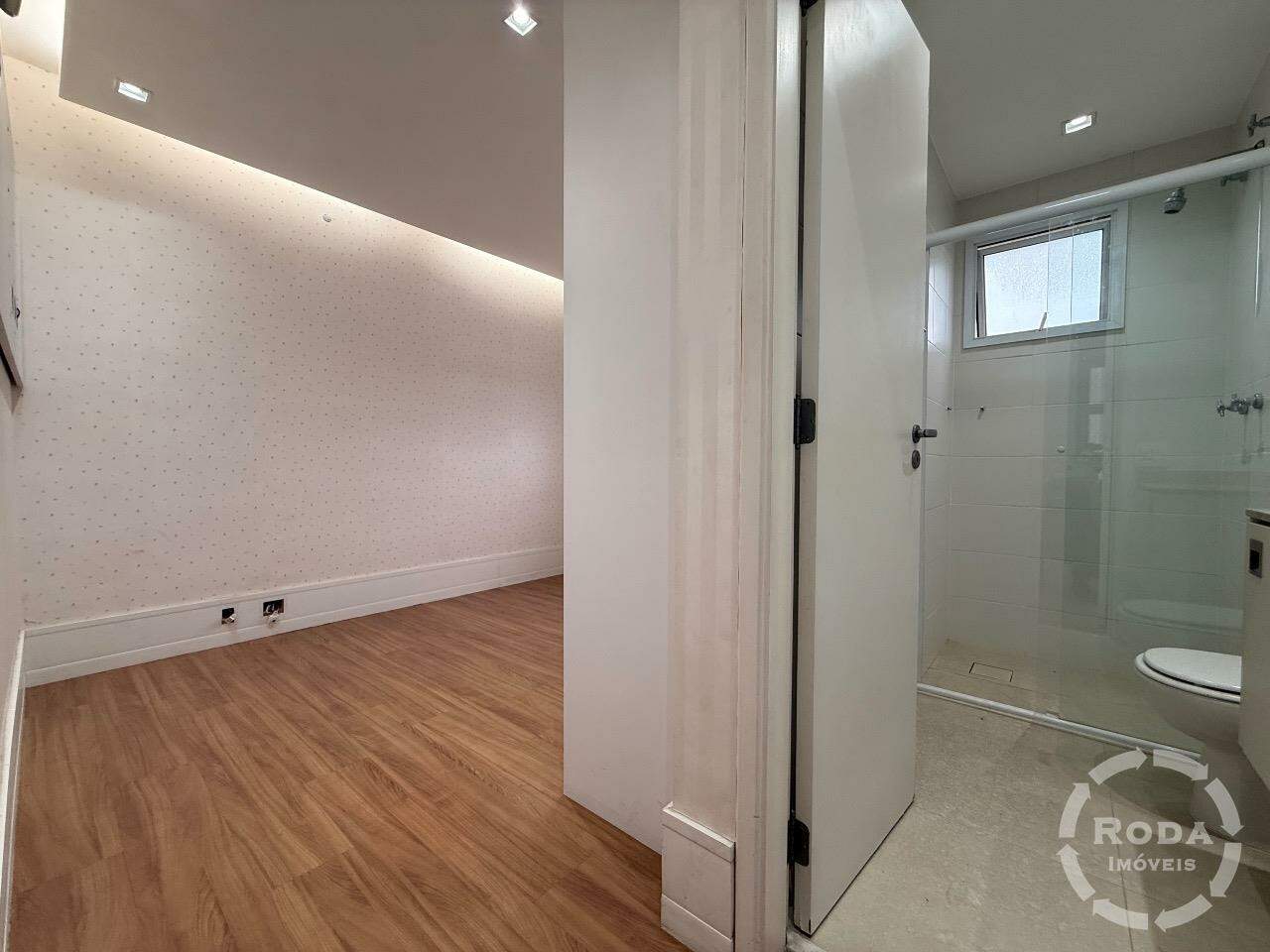 Apartamento à venda no Ponta da Praia: 