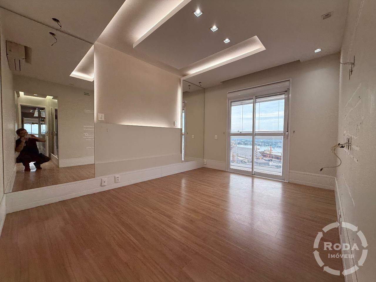 Apartamento à venda no Ponta da Praia: 