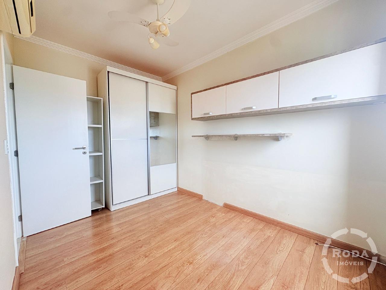 Apartamento à venda no Ponta da Praia: 