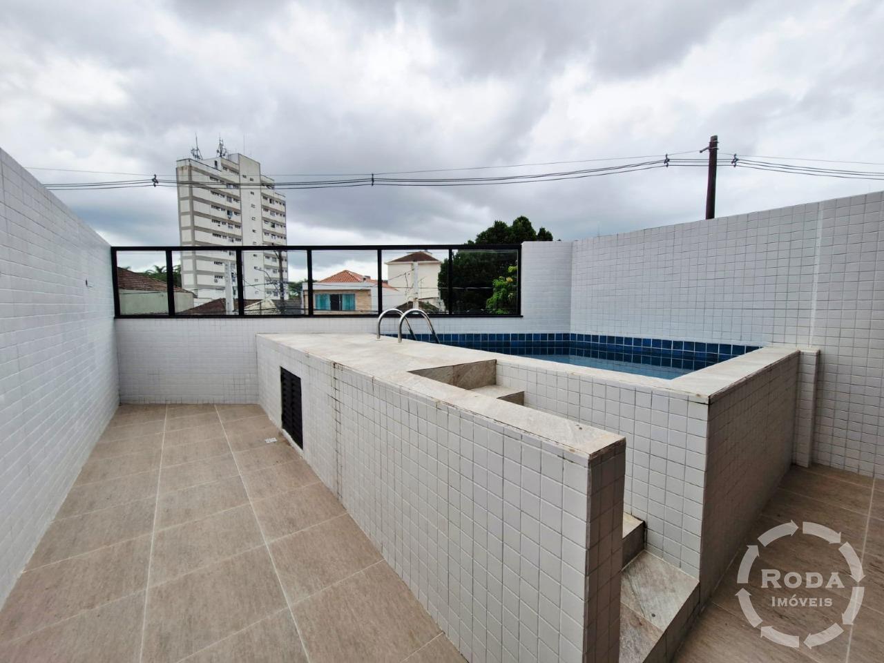 Casa Sobreposta Alta à venda no Vila Belmiro: PISCINA