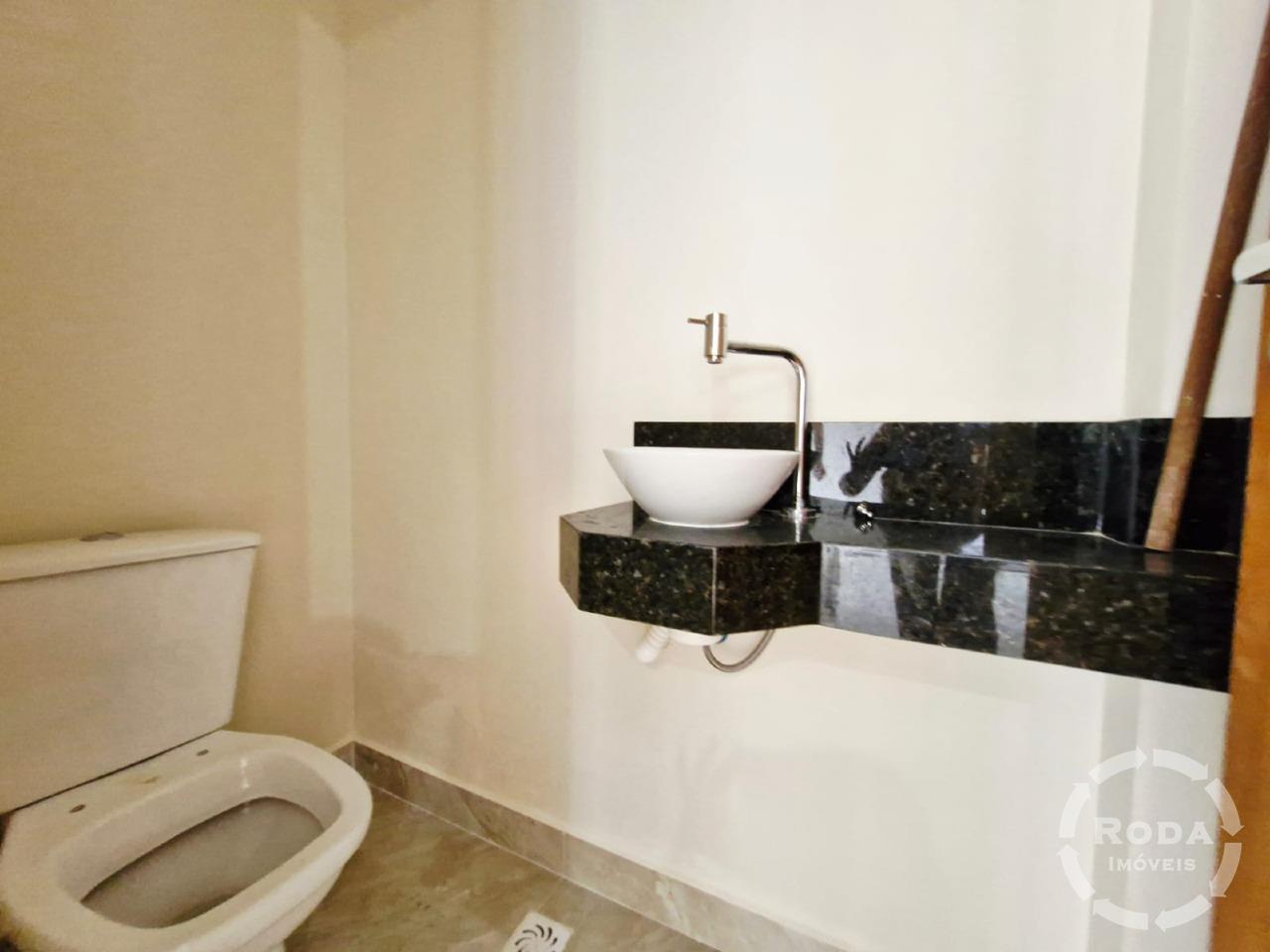 Casa Sobreposta Alta à venda no Vila Belmiro: LAVABO