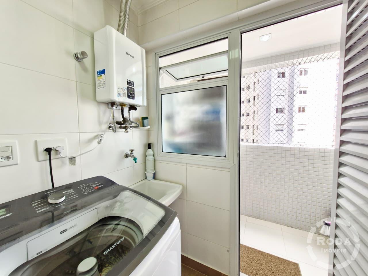 Apartamento à venda no Ponta da Praia: ÁREA DE SERVIÇO