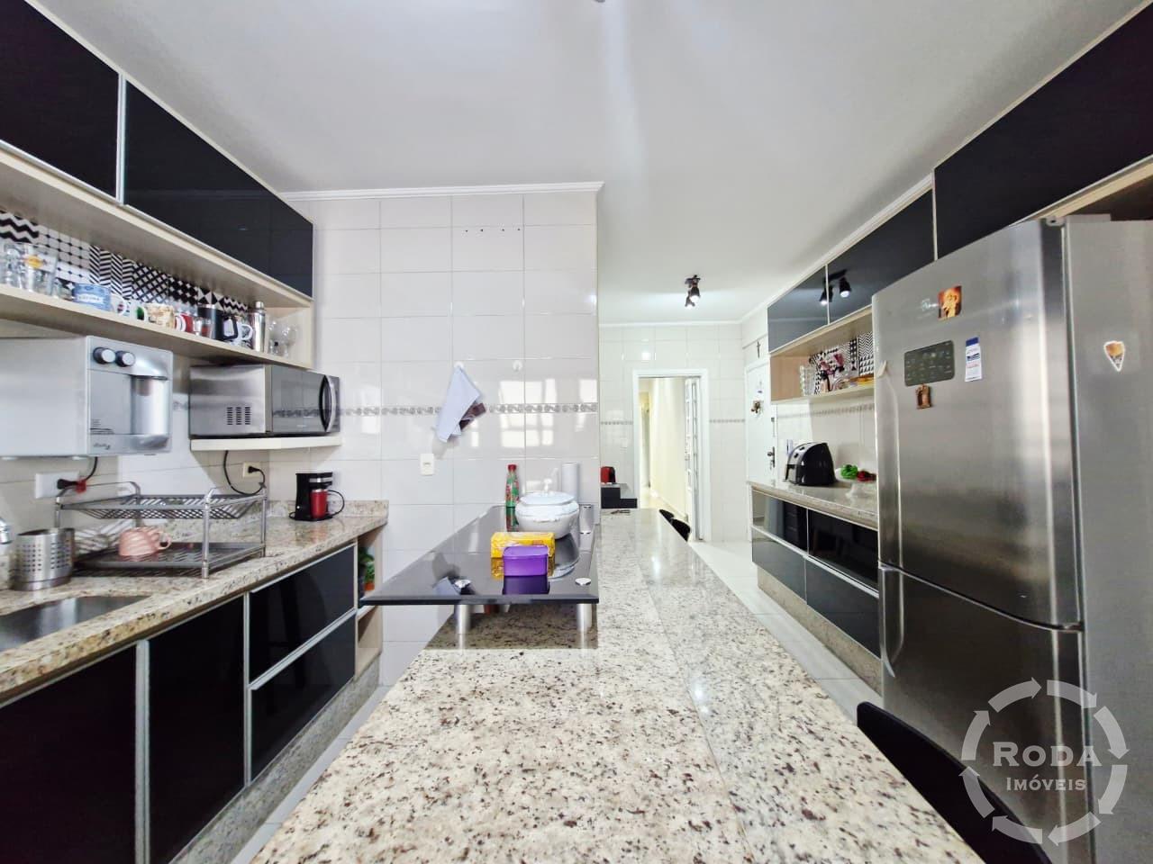 Apartamento à venda no Ponta da Praia: COZINHA