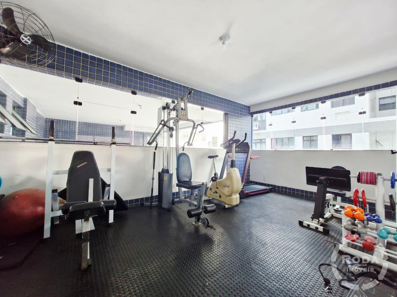 Apartamento à venda no Ponta da Praia: ACADEMIA