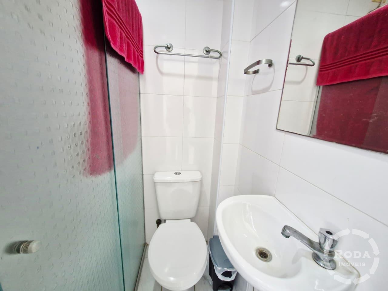 Apartamento à venda no Ponta da Praia: WC DE SERVIÇO