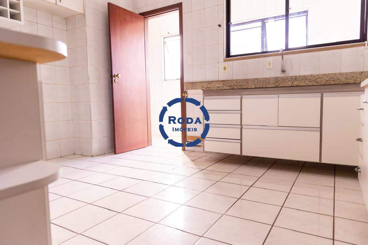 Apartamento à venda no Ponta da Praia: 