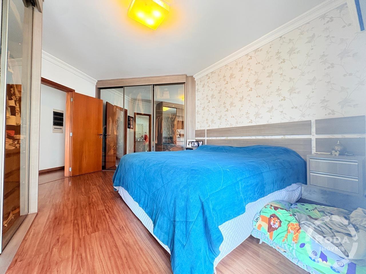 Apartamento à venda no Ponta da Praia: 