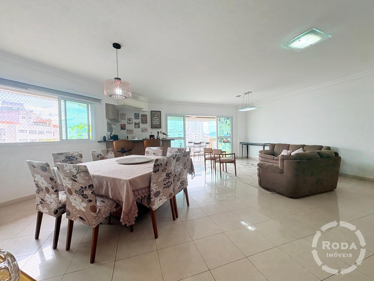 Apartamento à venda no Ponta da Praia: 