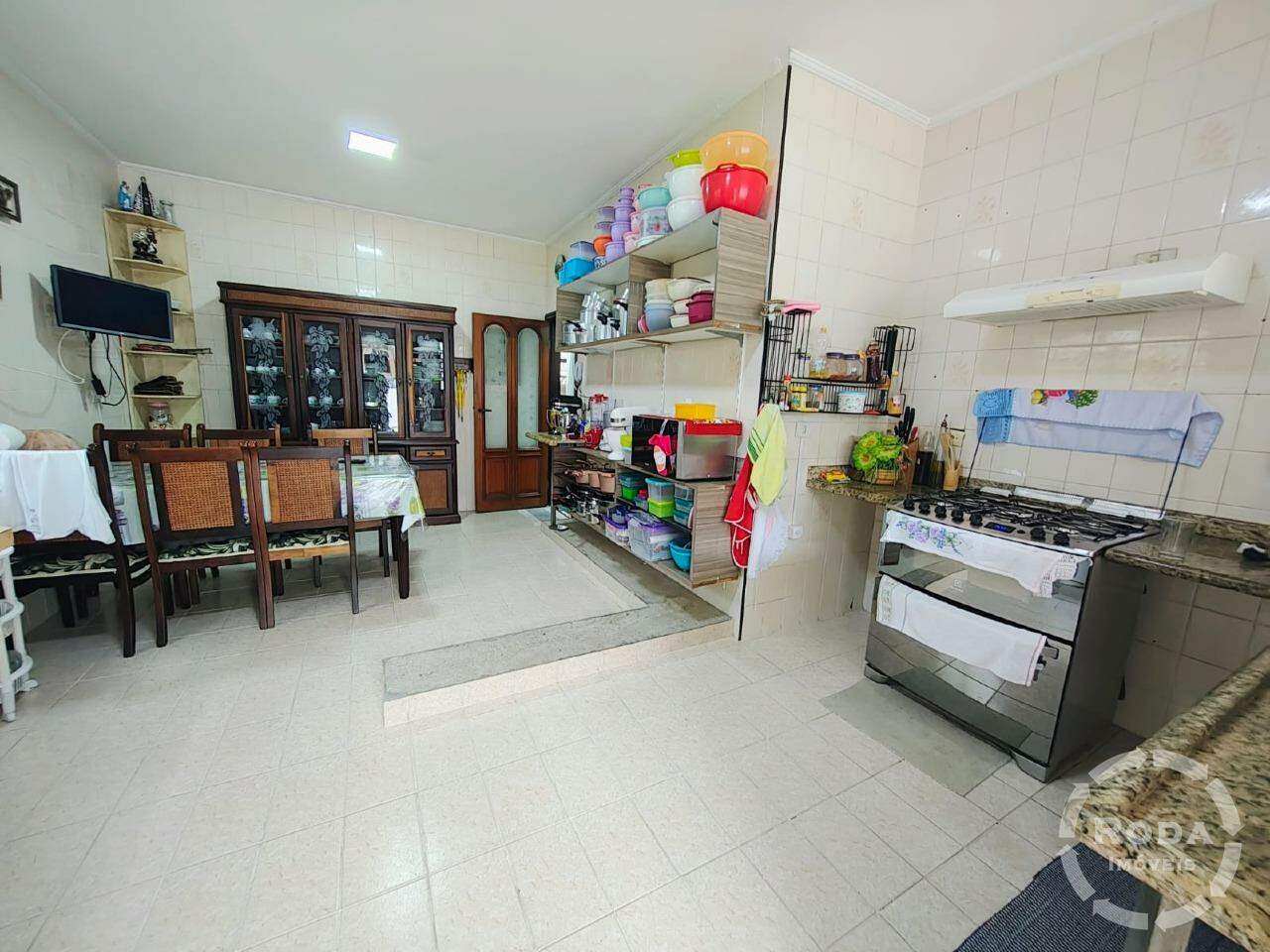 Sobrado à venda no Embaré: 