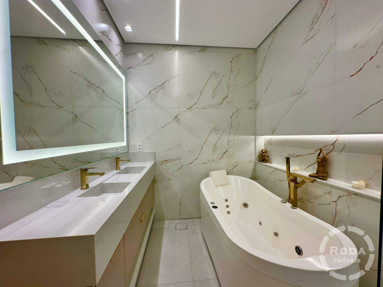 Cobertura Duplex à venda no Gonzaga: WC SUÍTE 1