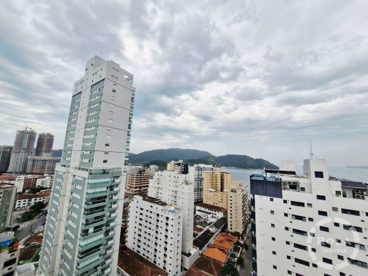 Apartamento à venda no Ponta da Praia: 