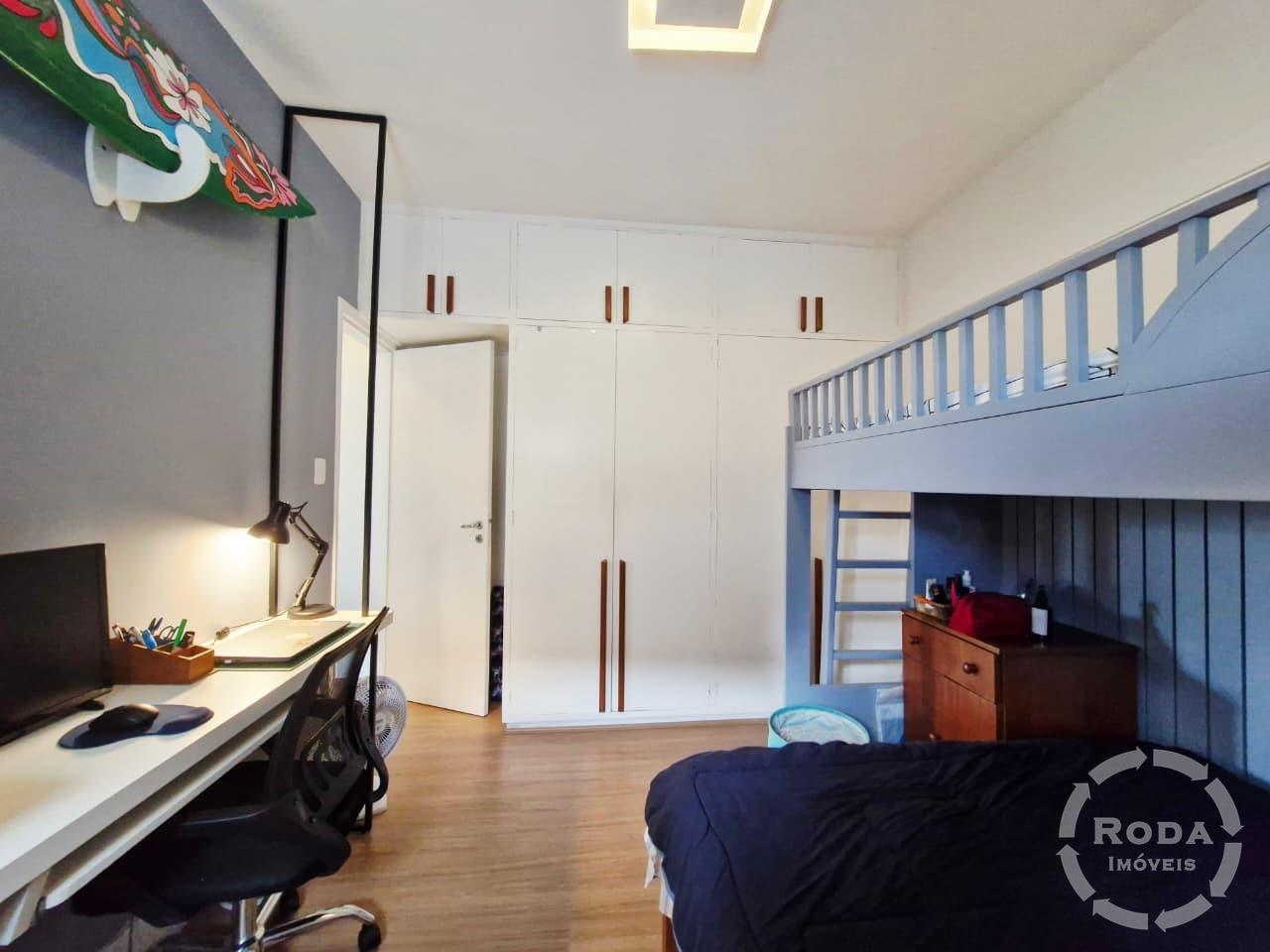 Apartamento à venda no Ponta da Praia: 