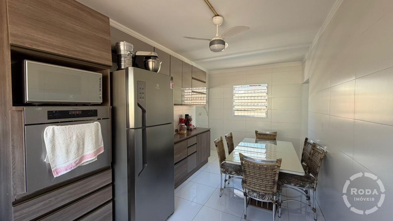 Casa Sobreposta Alta à venda no Estuário: 