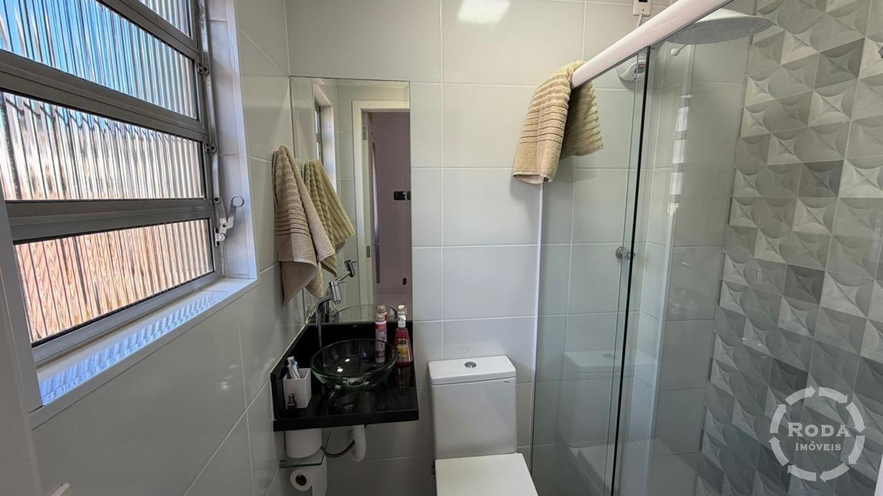 Casa Sobreposta Alta à venda no Estuário: 