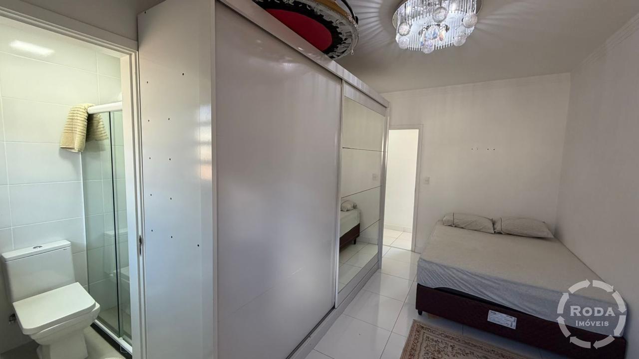 Casa Sobreposta Alta à venda no Estuário: 