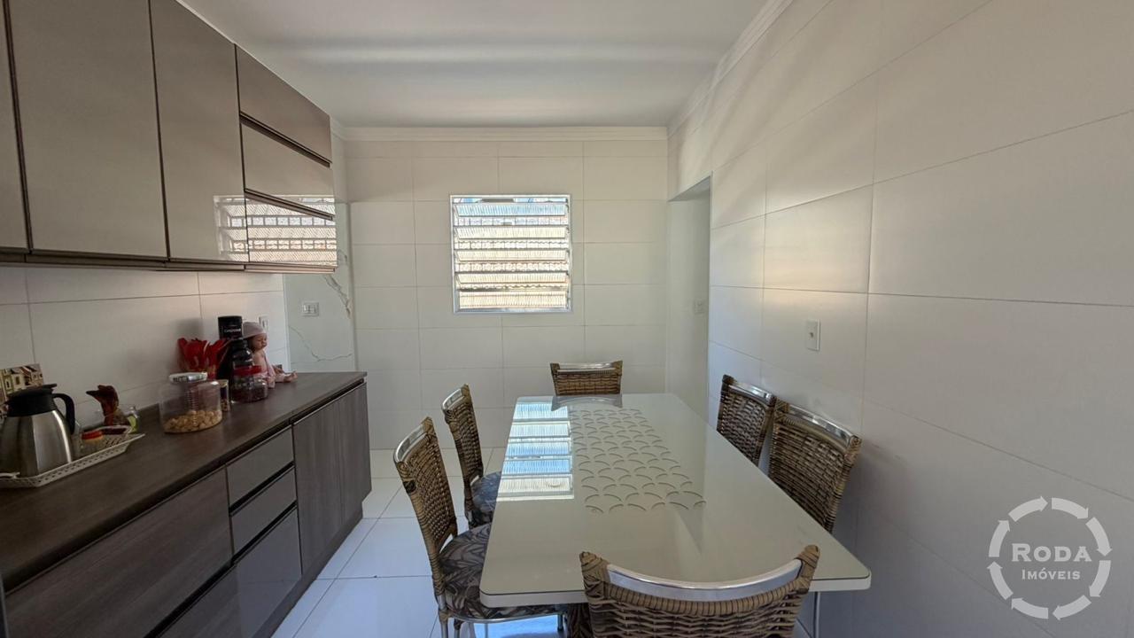 Casa Sobreposta Alta à venda no Estuário: 