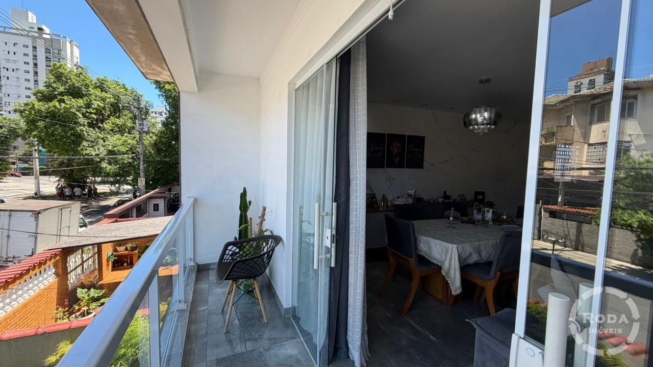 Casa Sobreposta Alta à venda no Estuário: 