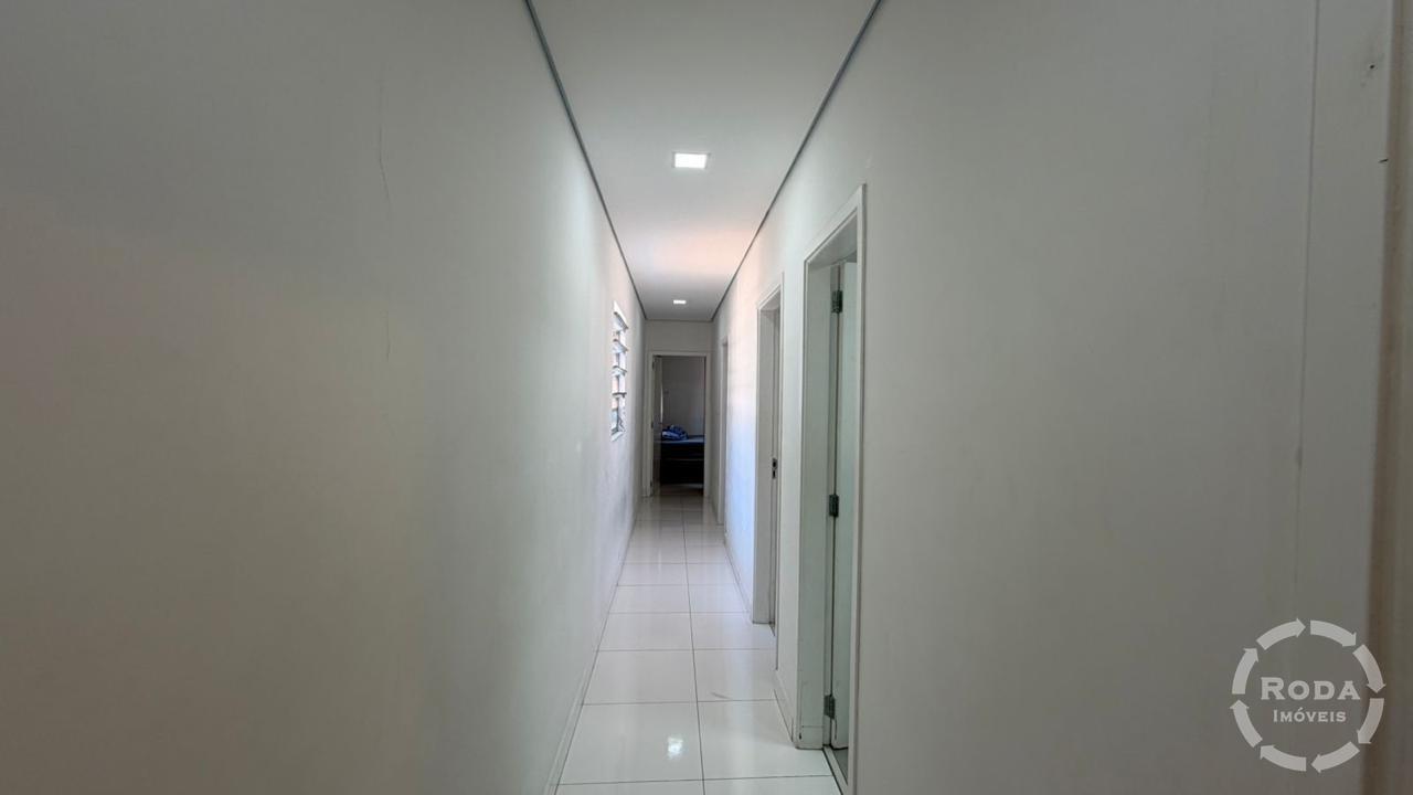 Casa Sobreposta Alta à venda no Estuário: 