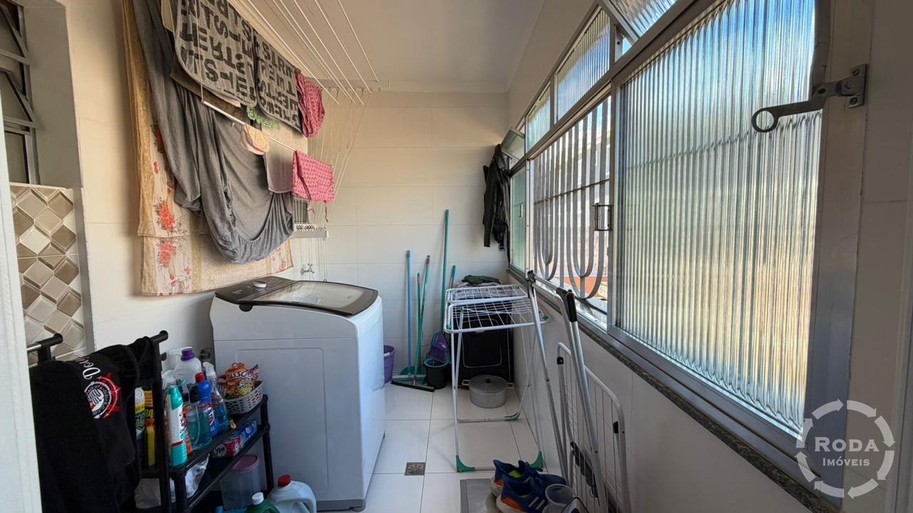 Casa Sobreposta Alta à venda no Estuário: 